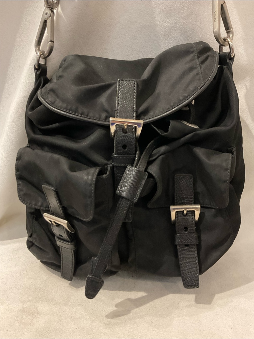 Prada Bag - Picture 2 of 9